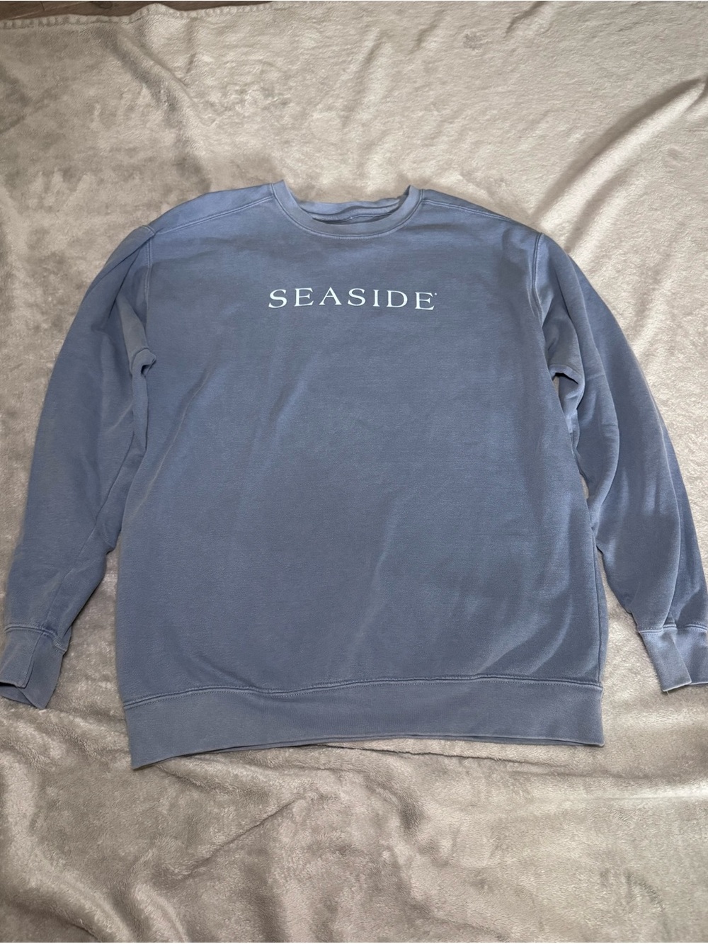Women’s Seaside Crewneck Sweater in Dusty Blue